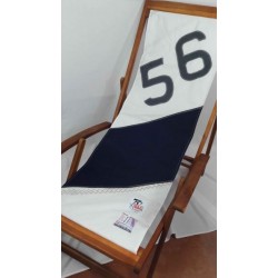 Chilienne bleue en voile de...